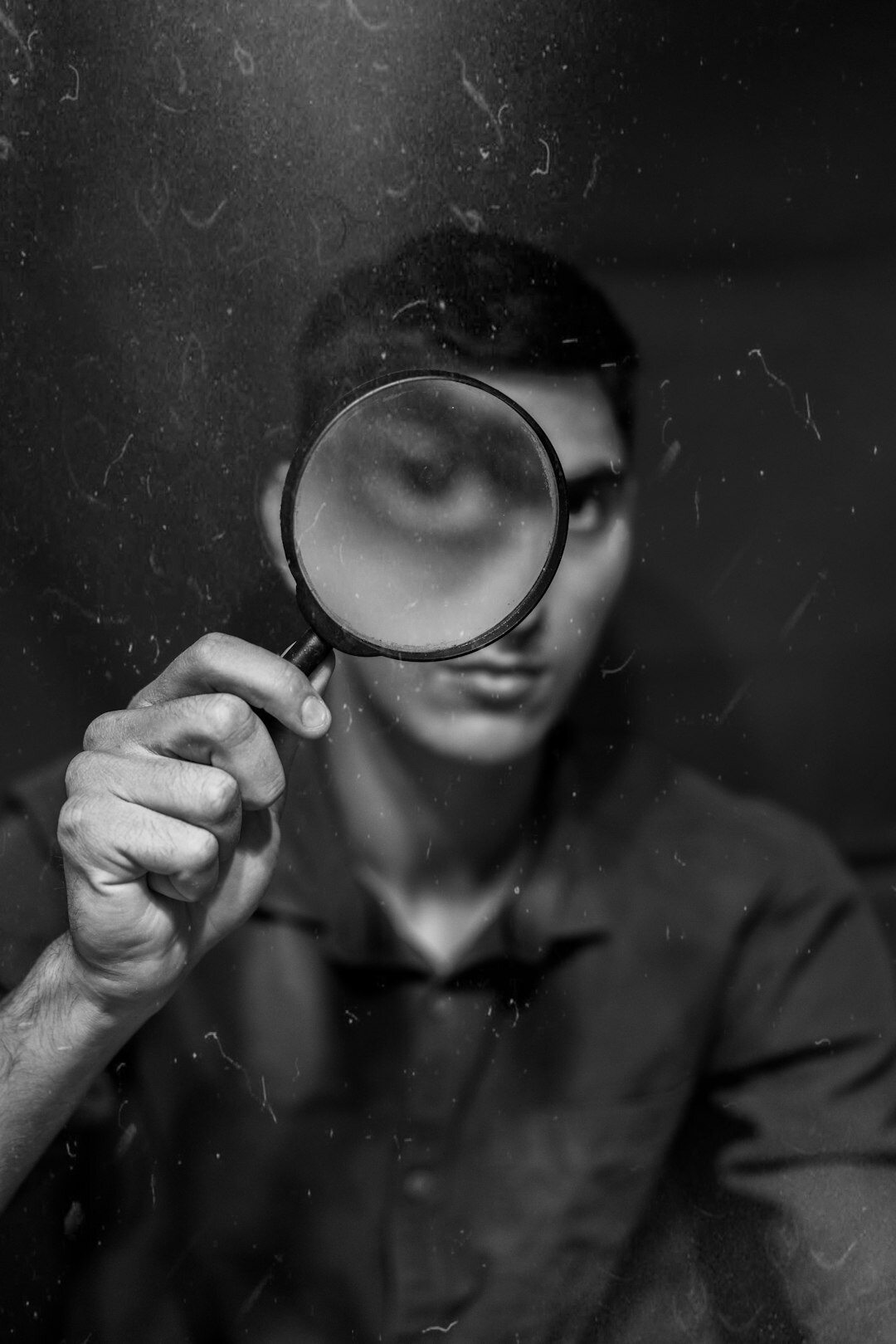 detective investigating crime